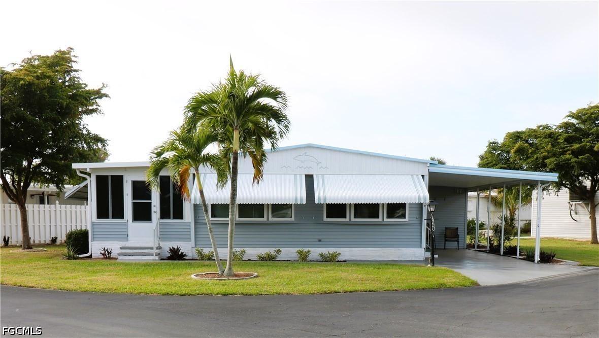 116 Coachlight Dr., Fort Myers, FL 33908