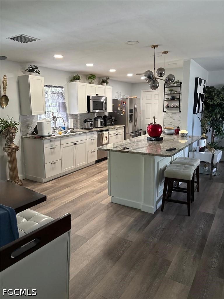 2702 SE 17th Pl., Cape Coral, FL 33904