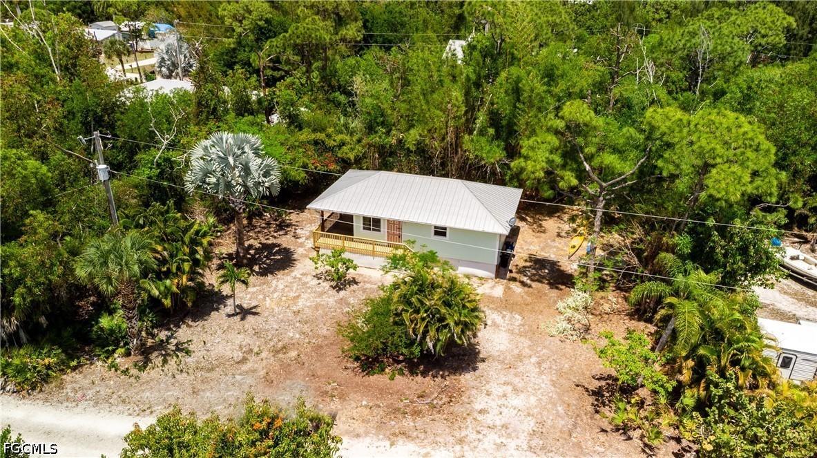 7322 Hibiscus Ave., Bokeelia, FL 33922