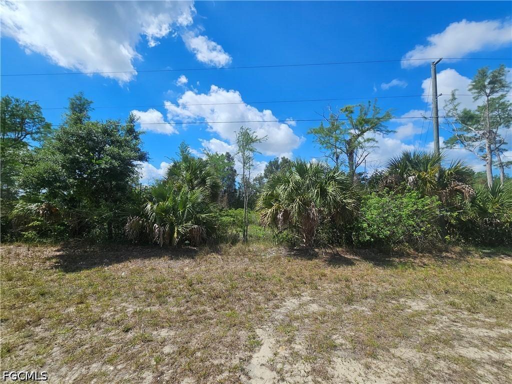 443 Greenbriar Blvd., Lehigh Acres, FL 33972