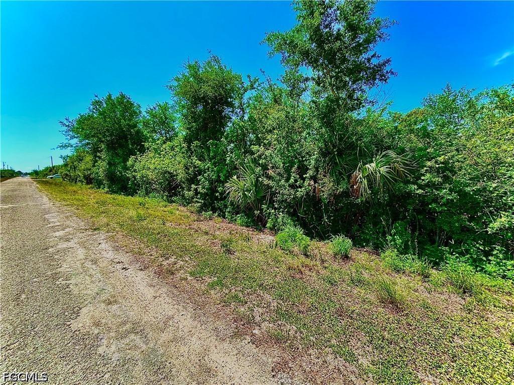 857 Casper Yost St., Lehigh Acres, FL 33974