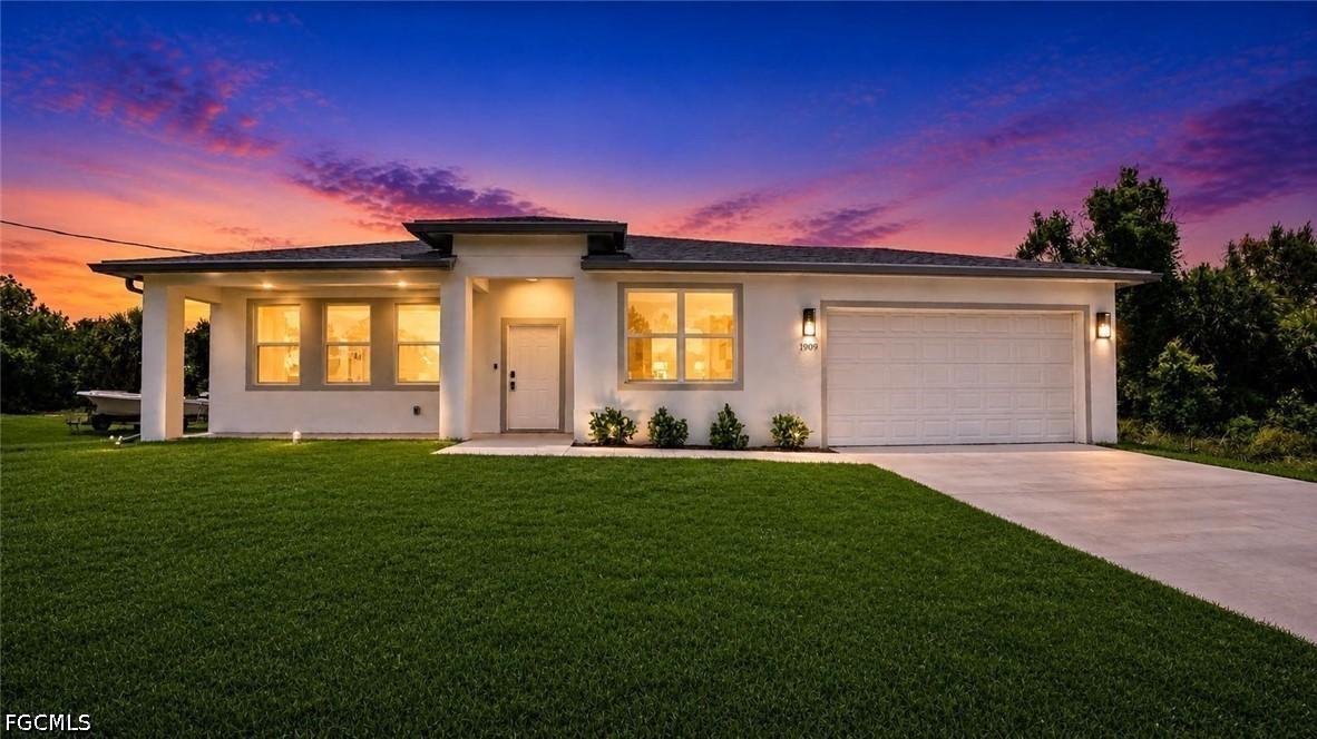 1909 Moore Ave., Lehigh Acres, FL 33972