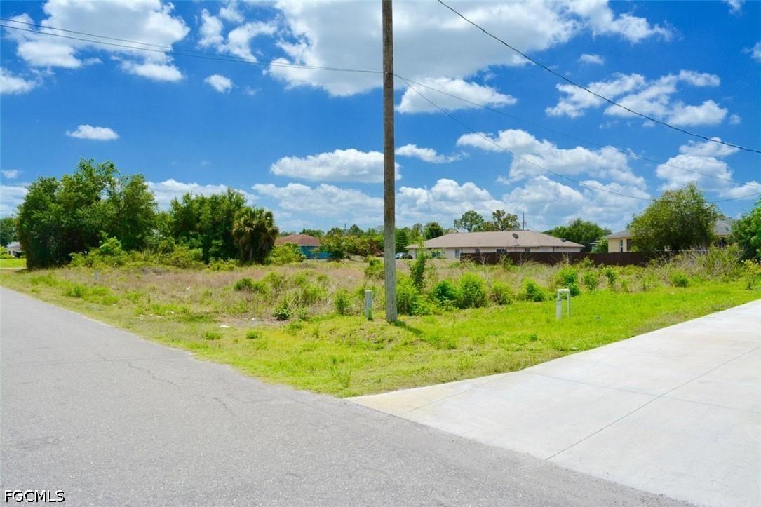 4507 27th St., Lehigh Acres, FL 33973