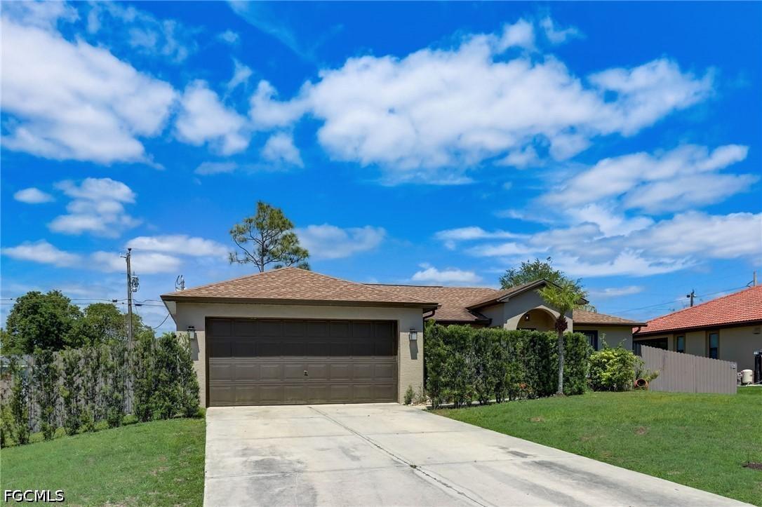 4402 3rd St., Lehigh Acres, FL 33971