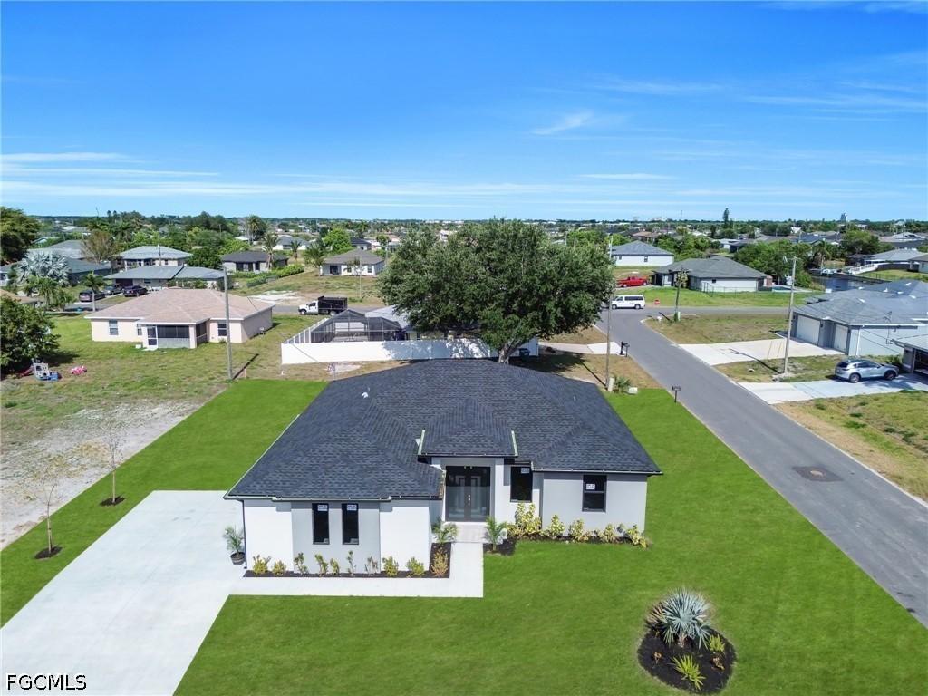 1201 NE 12th Pl., Cape Coral, FL 33909
