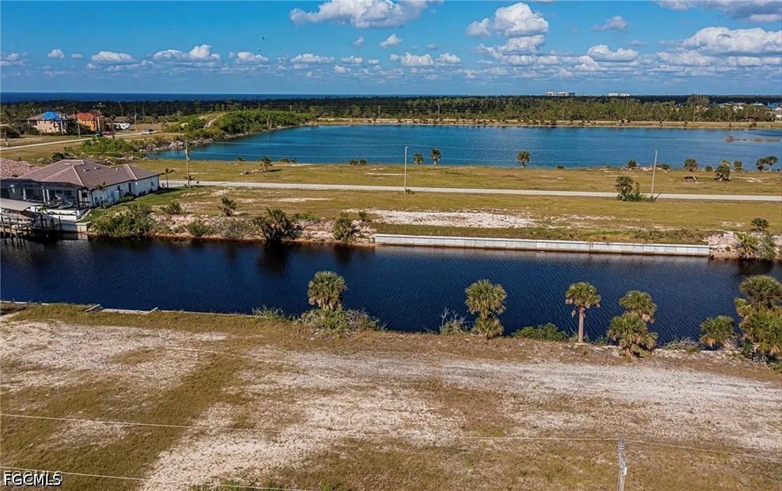 4515 NW 35th Ter., Cape Coral, FL 33993