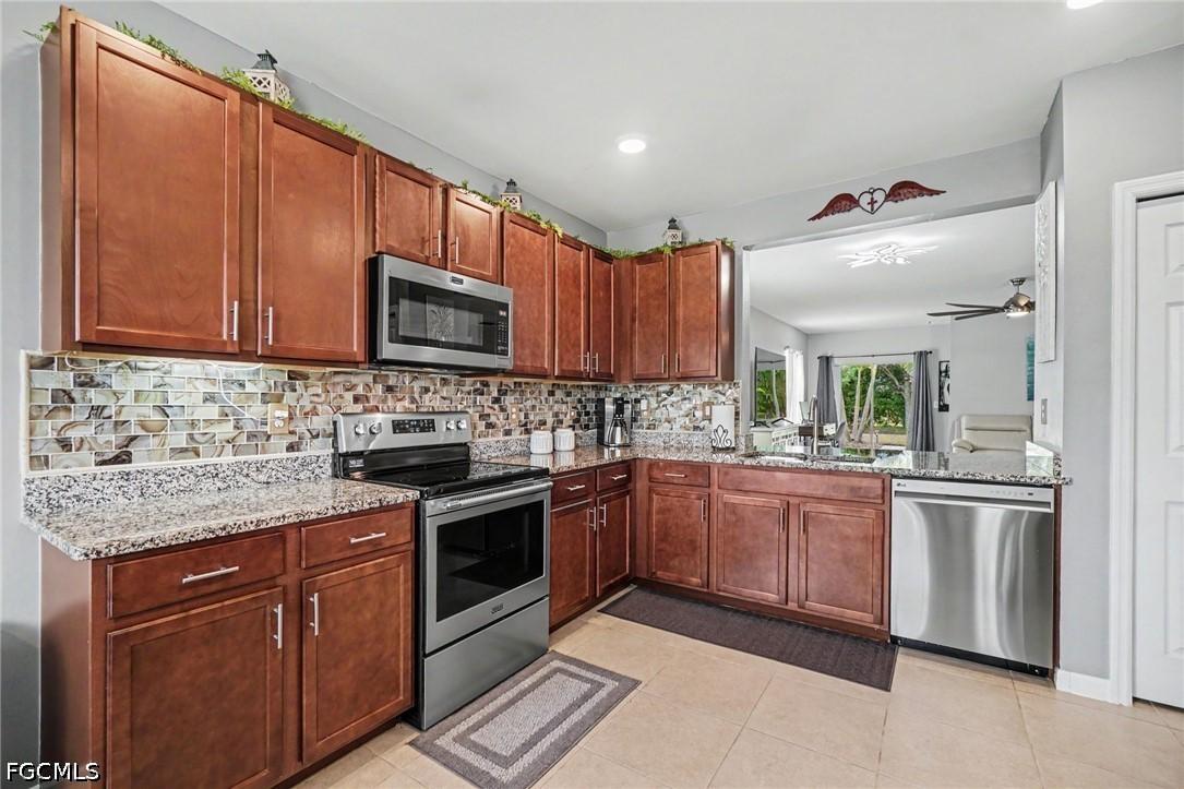 2132 Pigeon Plum Way, North Fort Myers, FL 33917