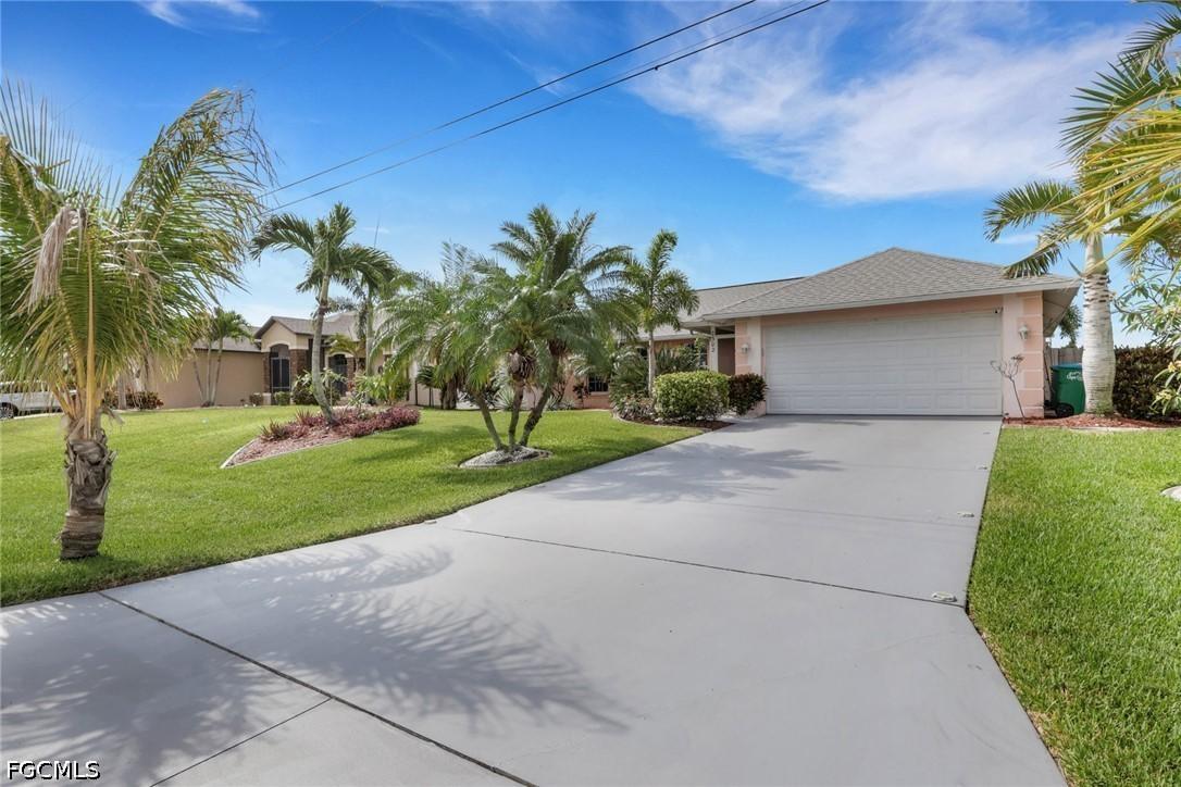 2302 SW 27th Ter., Cape Coral, FL 33914