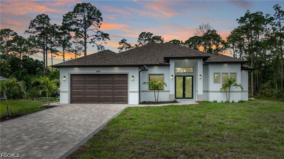 1019 Henry Ave., Lehigh Acres, FL 33972
