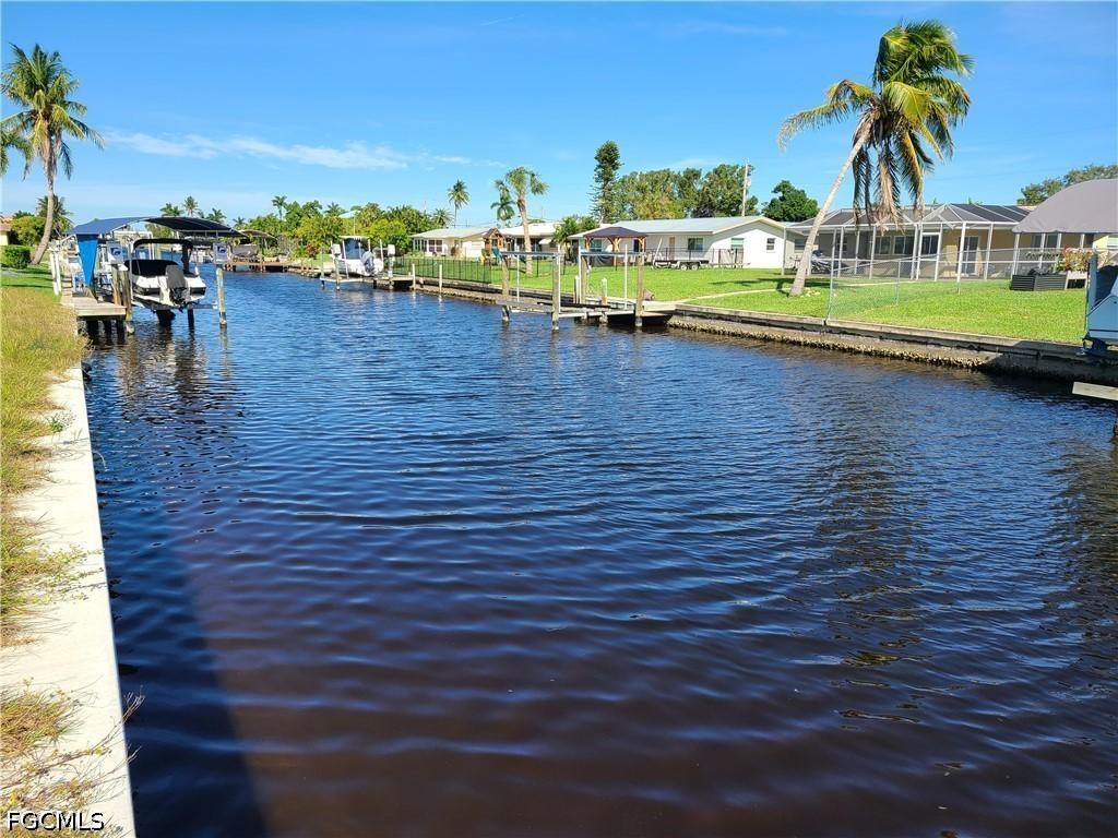 5275 Tiffany Ct., Cape Coral, FL 33904