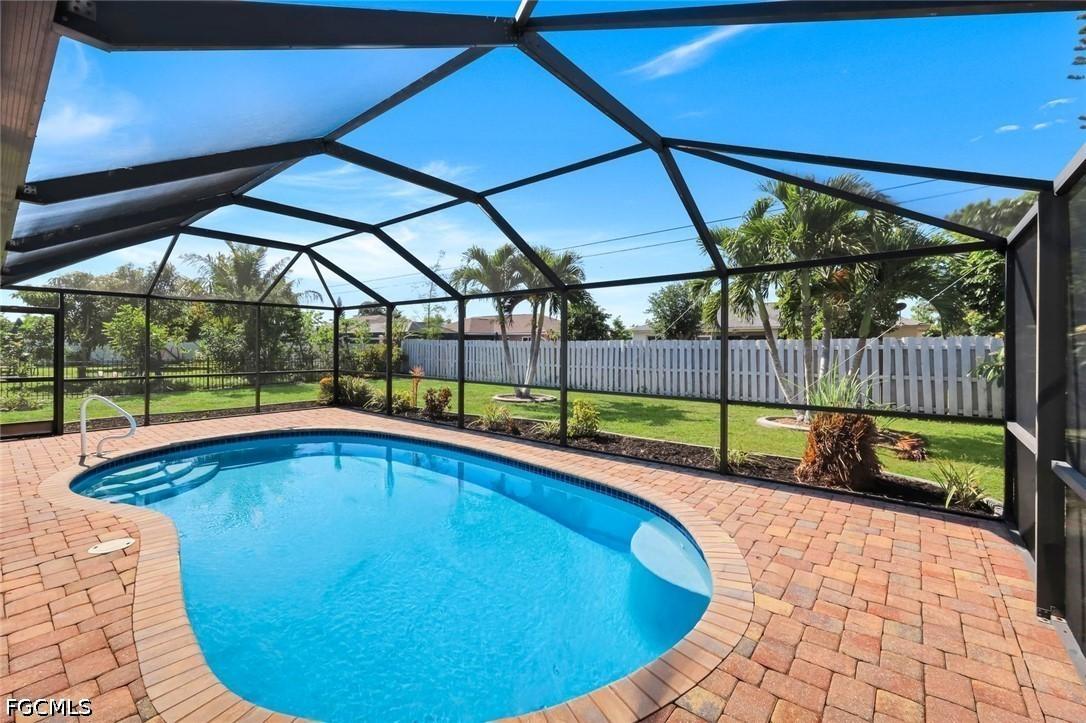 322 SE 17th St., Cape Coral, FL 33990
