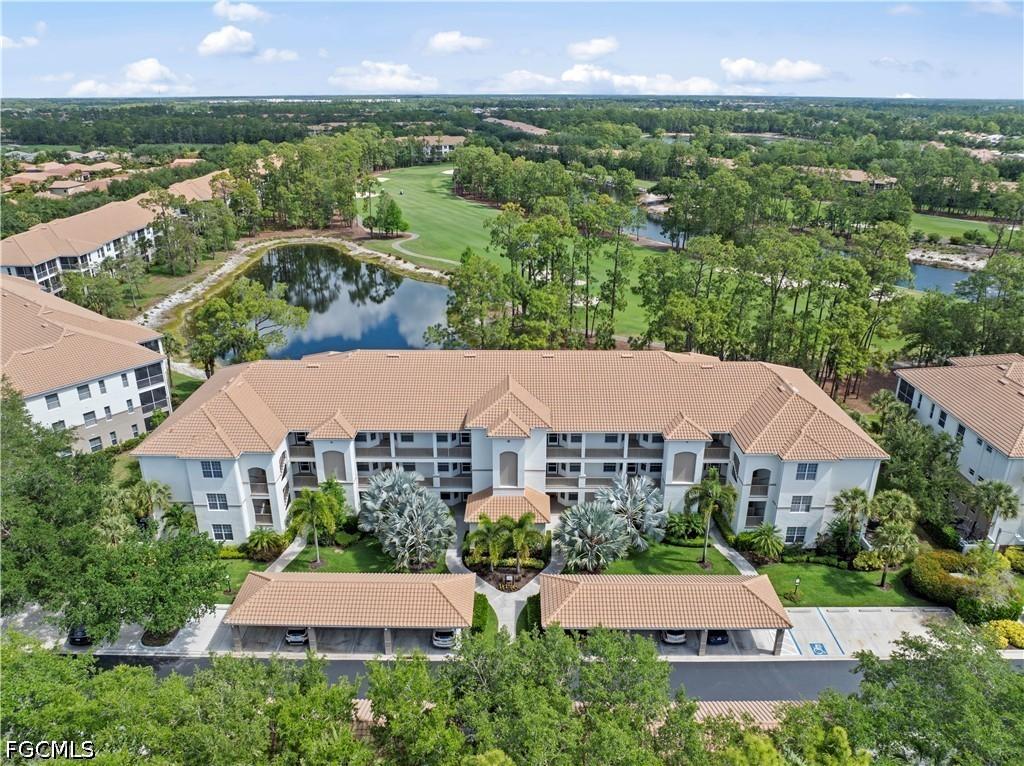 8239 Parkstone Pl. #102, Naples, FL 34120