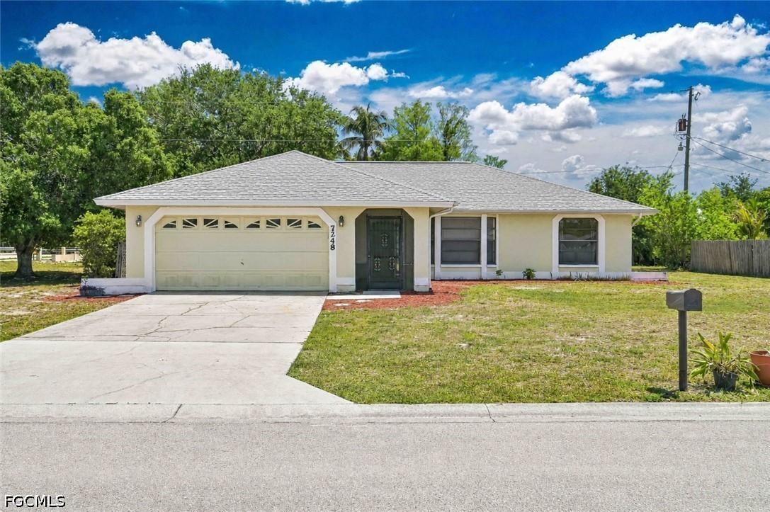 7248 Coolidge Rd., Fort Myers, FL 33967