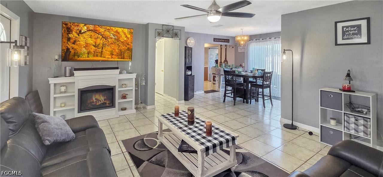 6931 Buckingham Rd., Fort Myers, FL 33905