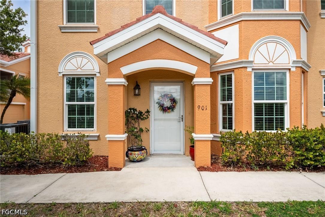 1848 Concordia Lake Cir. #901, Cape Coral, FL 33909