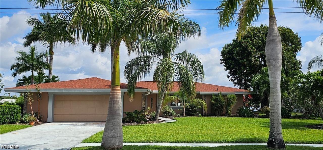 1802 Lakeview Blvd., North Fort Myers, FL 33903