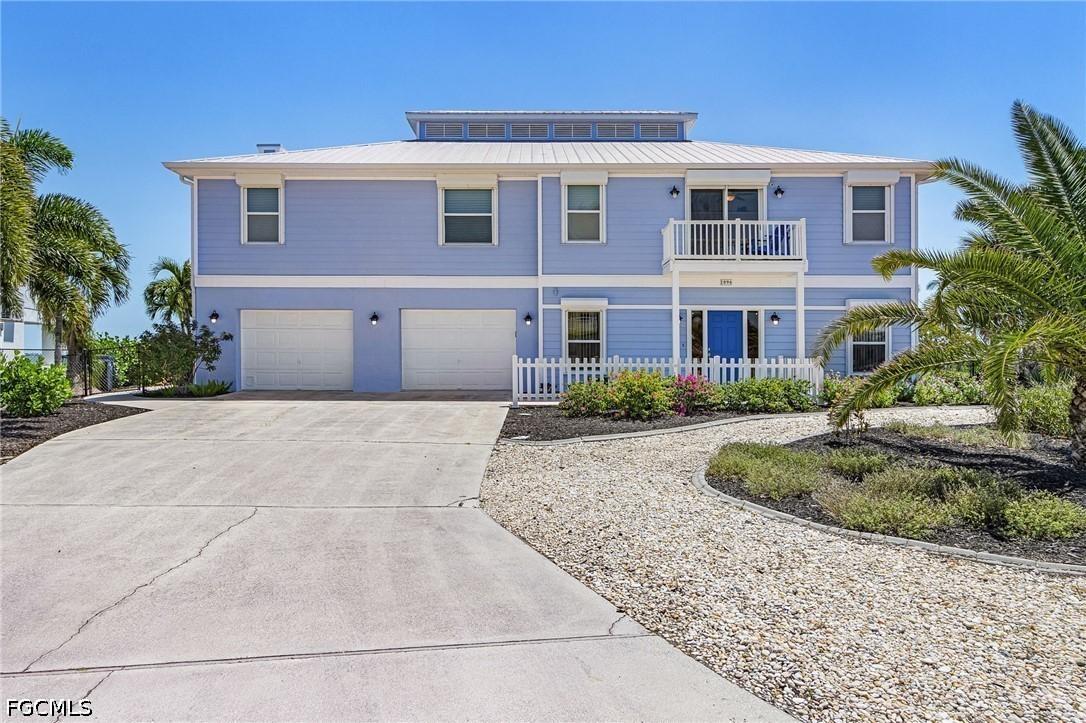 2096 Macadamia St., St James City, FL 33956