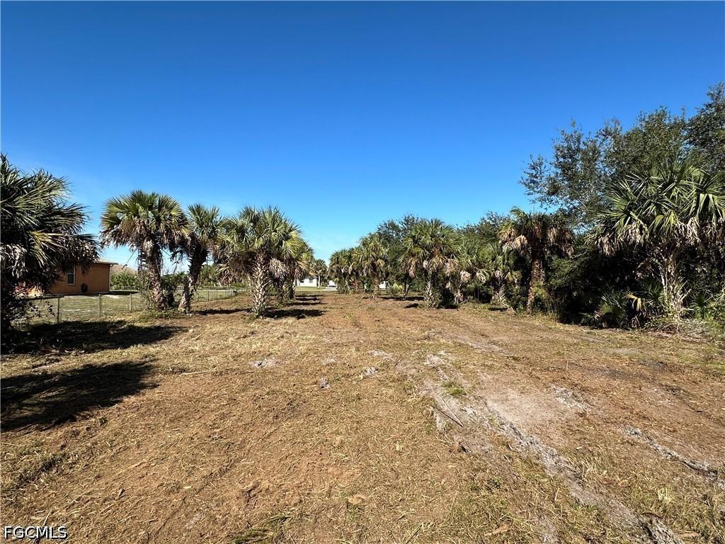 380 39th Ave., Naples, FL 34120
