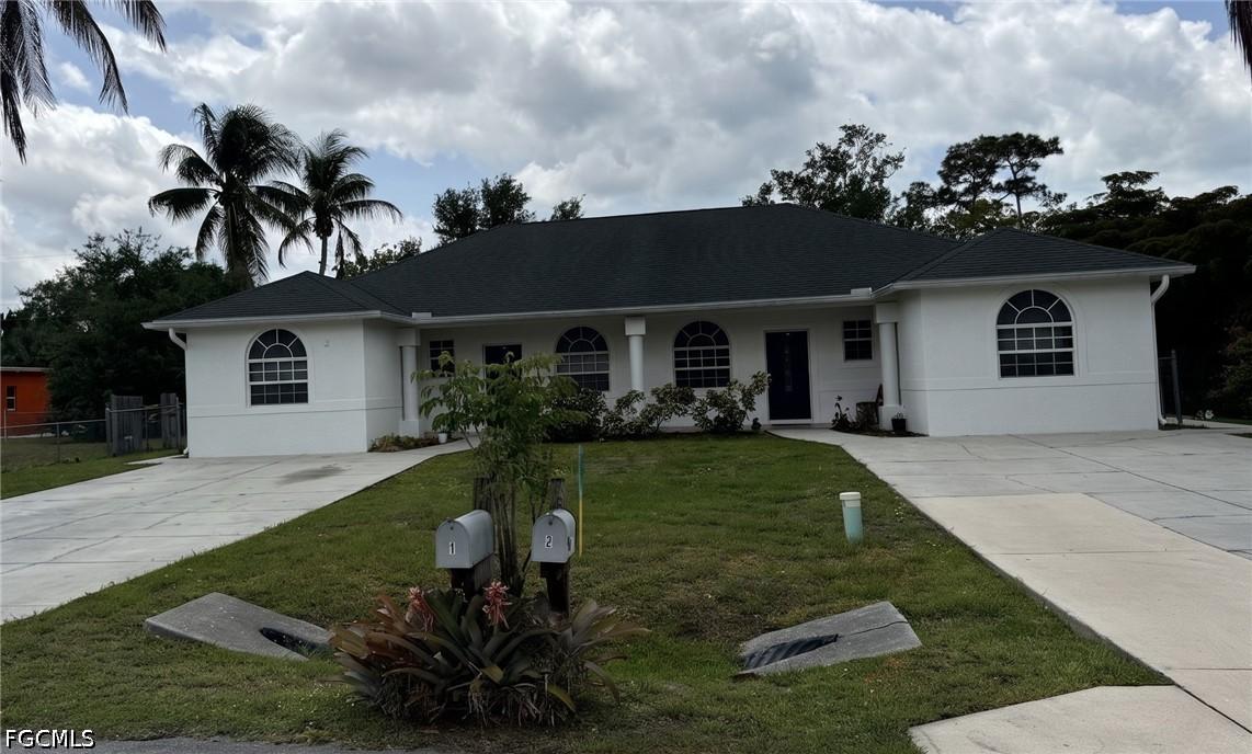 2500 Storter Ave., Naples, FL 34112