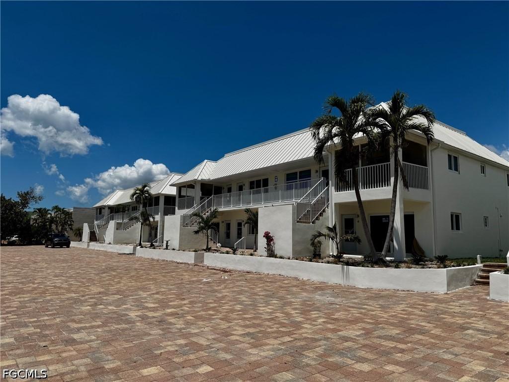805 E Gulf Dr. #B4, Sanibel, FL 33957