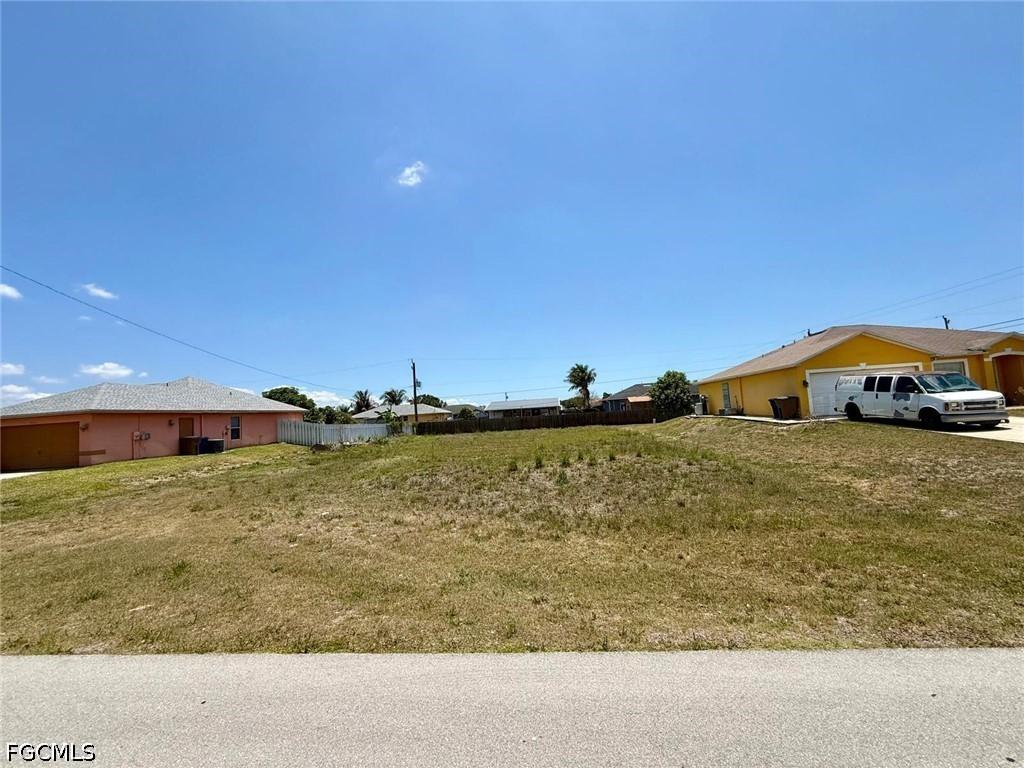 4517 7th St., Lehigh Acres, FL 33971