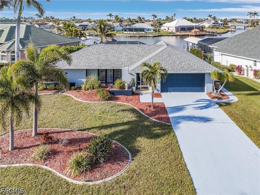 527 SW 57th St., Cape Coral, FL 33914