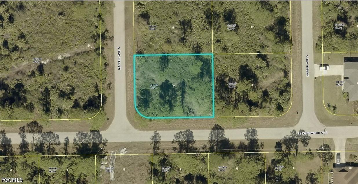 137 Nacelle Ave., Lehigh Acres, FL 33974