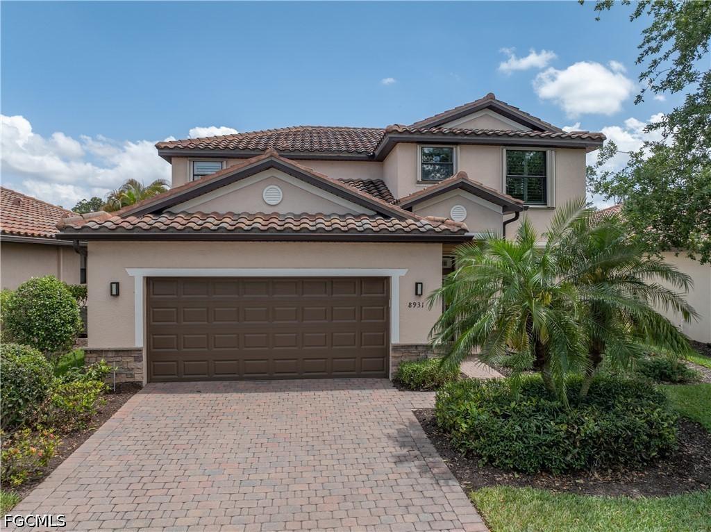 8931 Water Tupelo Rd., Fort Myers, FL 33912