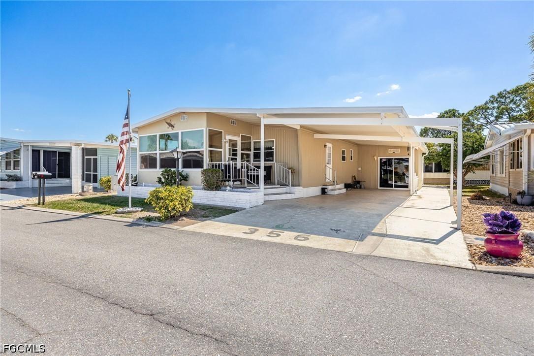 356 Nicklaus Blvd., North Fort Myers, FL 33903