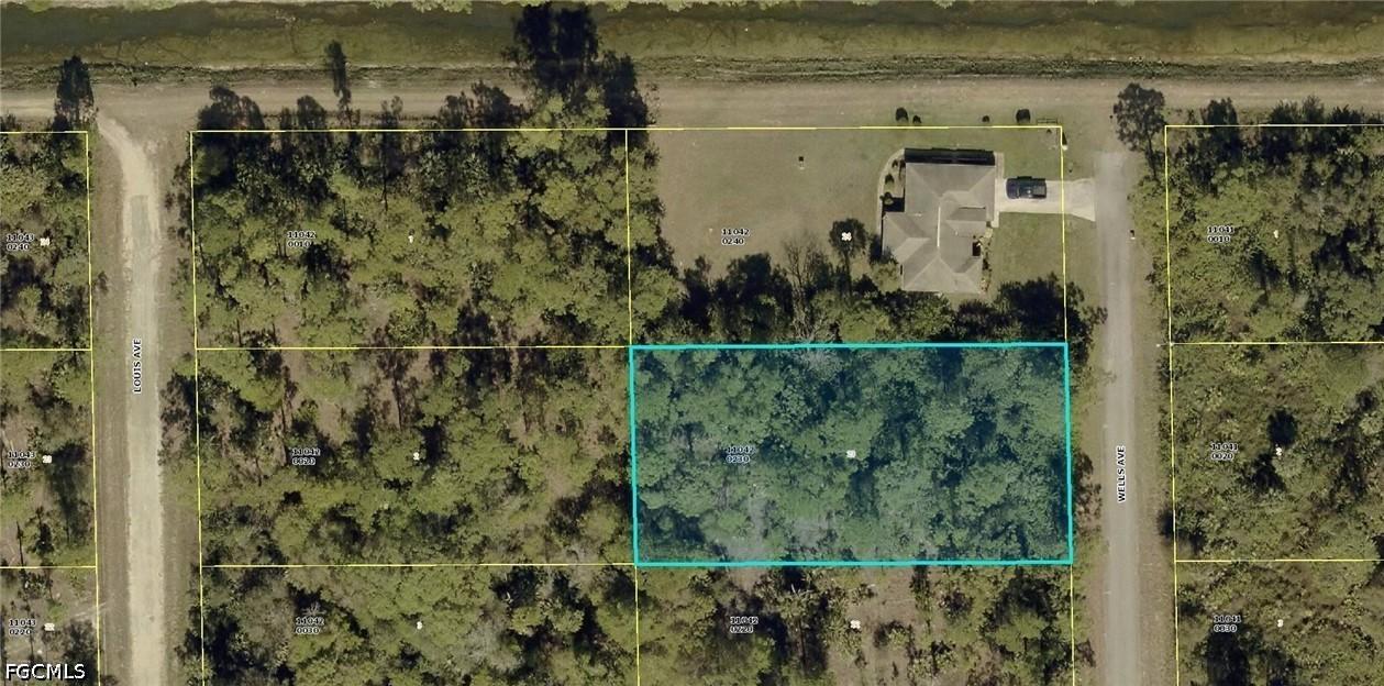 721 Wells Ave., Lehigh Acres, FL 33972
