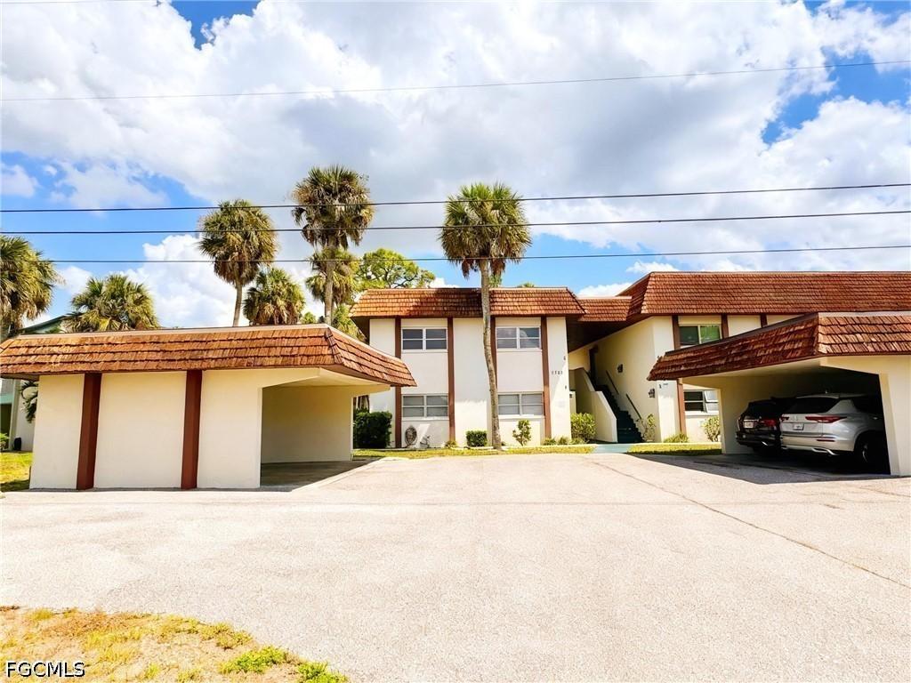 1723 Golf Club Dr. #6, North Fort Myers, FL 33903