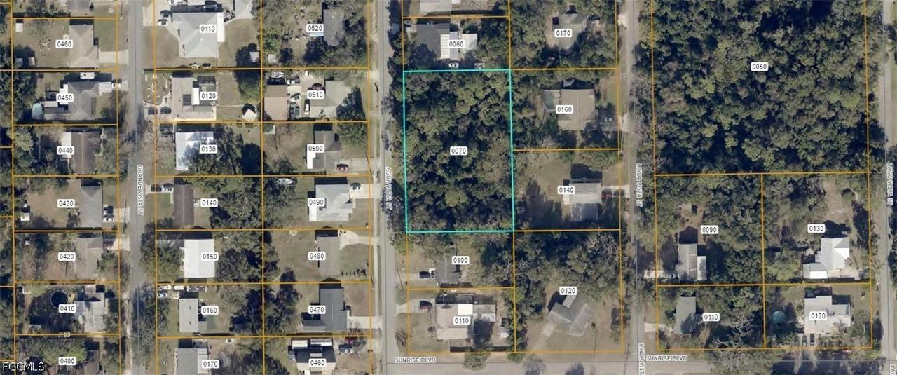 221 Agua Vista St., Debary, FL 32713