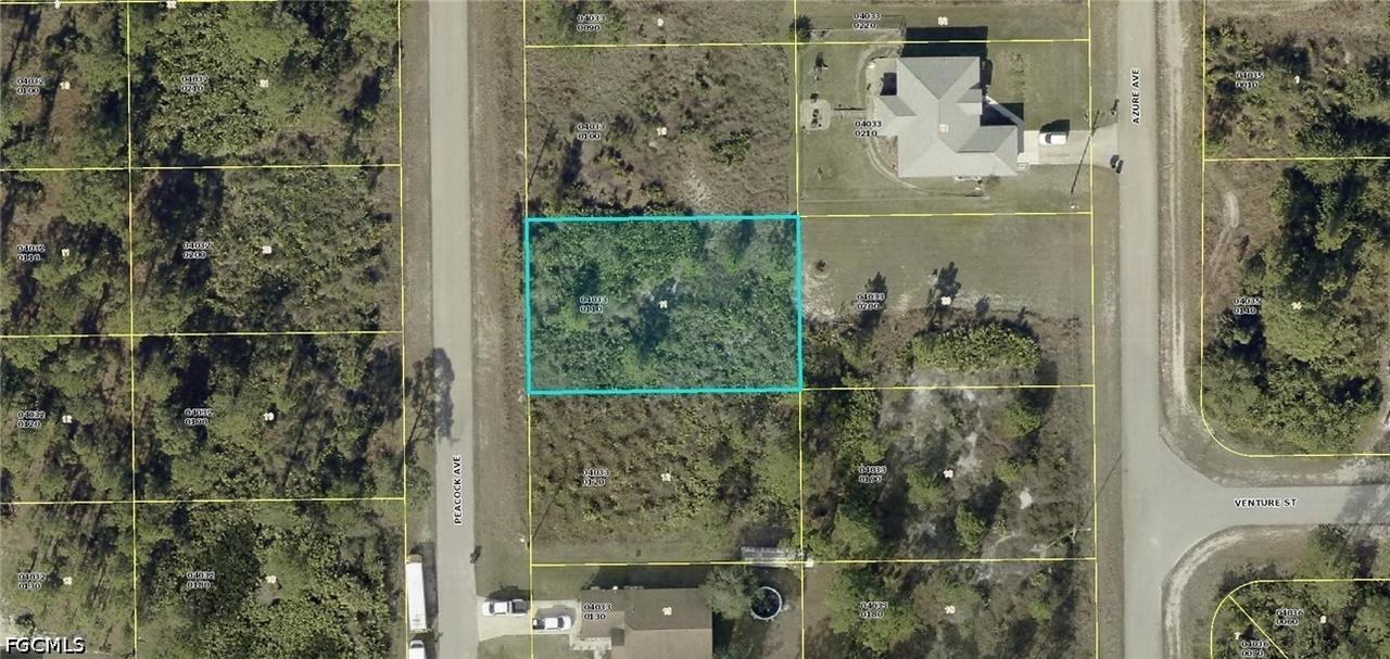 725 Peacock Ave., Lehigh Acres, FL 33974