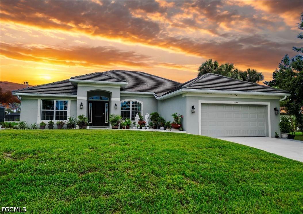 13045 Irwin Dr., Port Charlotte, FL 33953