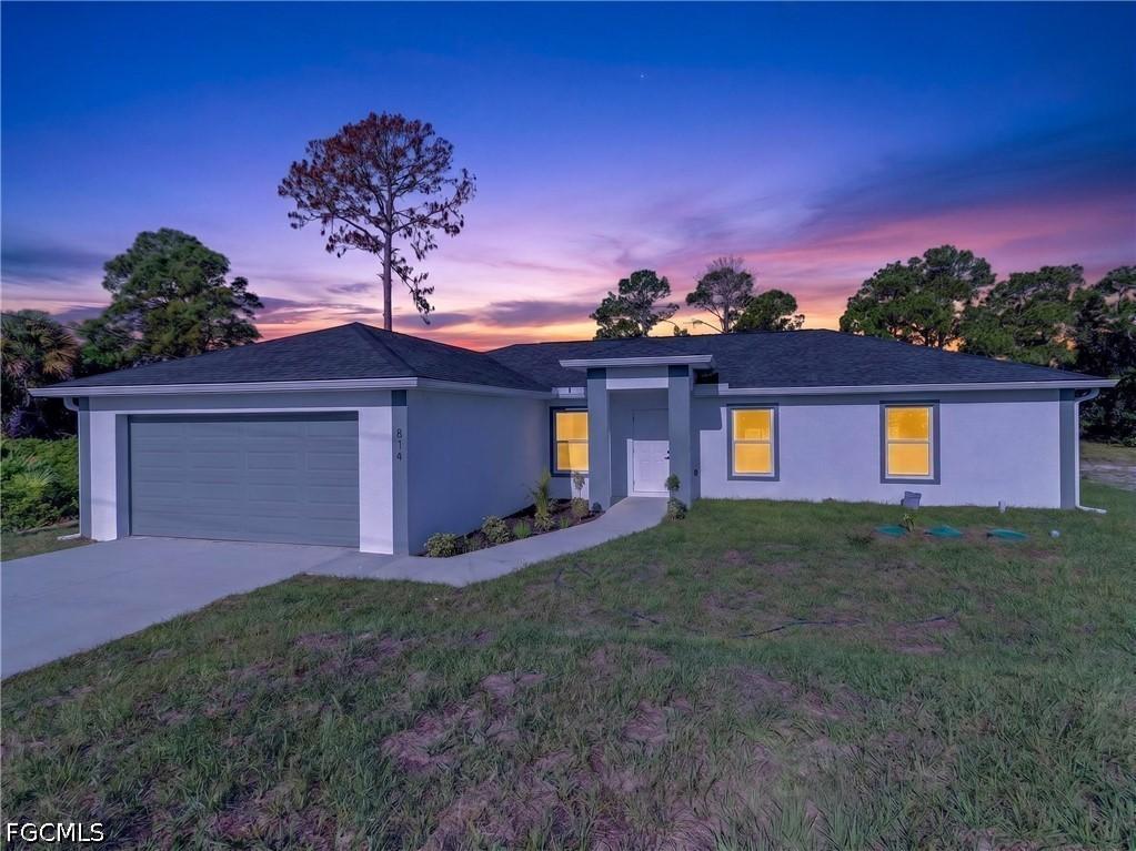 814 Milano Ave., Lehigh Acres, FL 33974