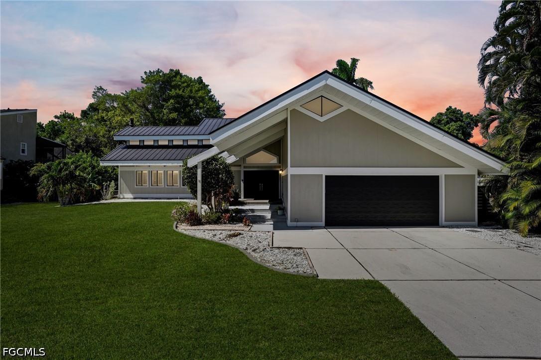 330 Prather Dr., Fort Myers, FL 33919