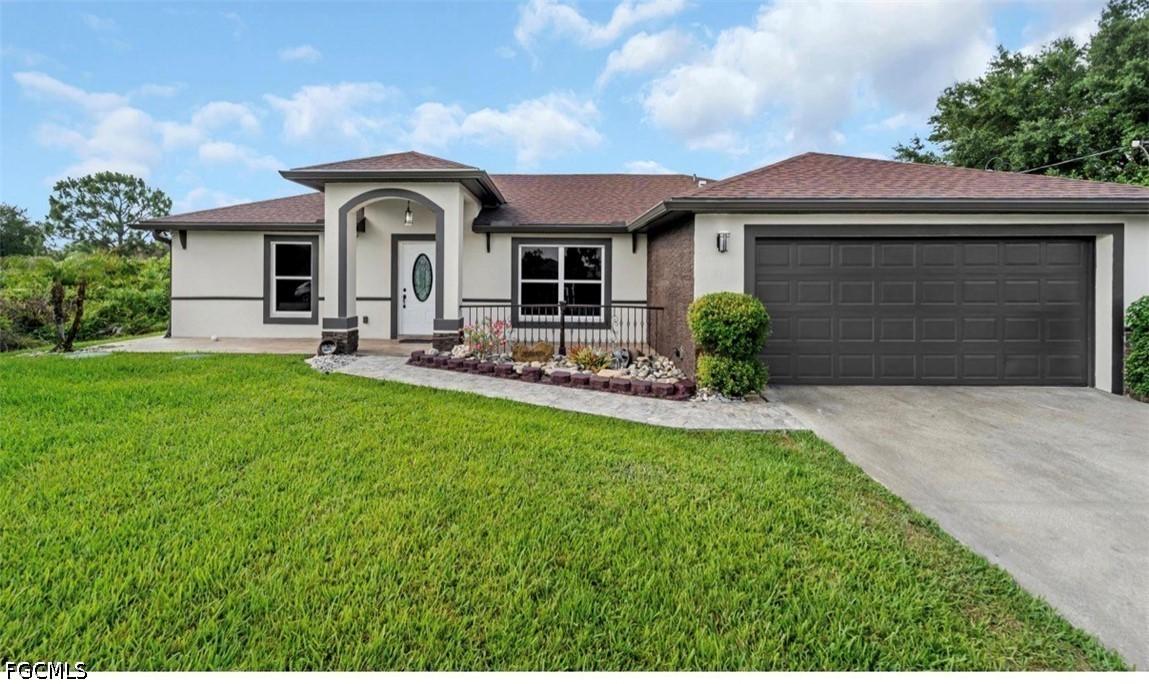 2705 41st St., Lehigh Acres, FL 33971