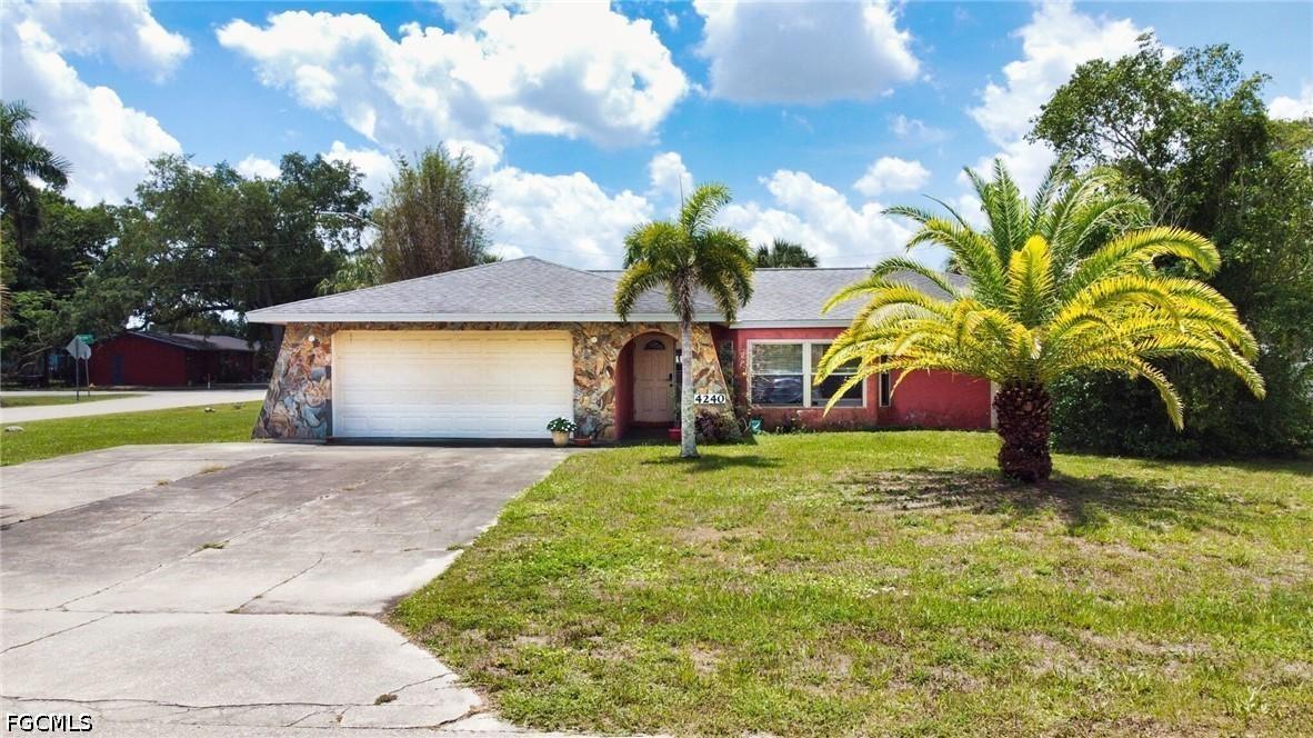 4240 Riverview Rd., Fort Myers, FL 33905