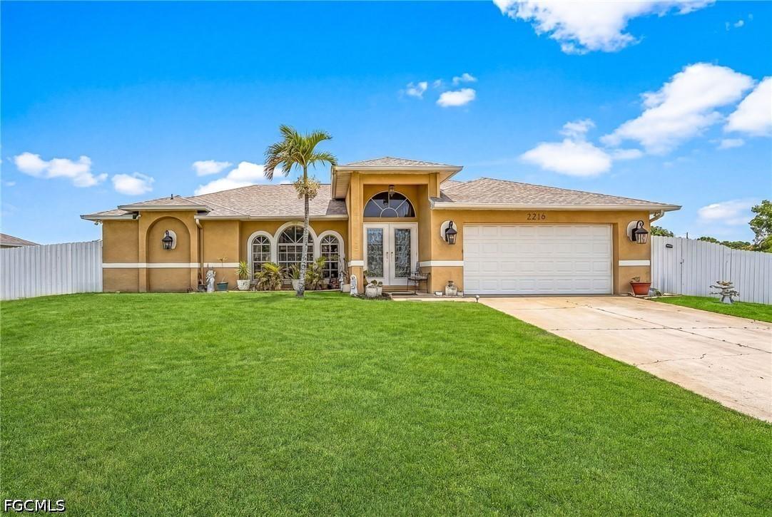 2216 NE 7th Pl., Cape Coral, FL 33909