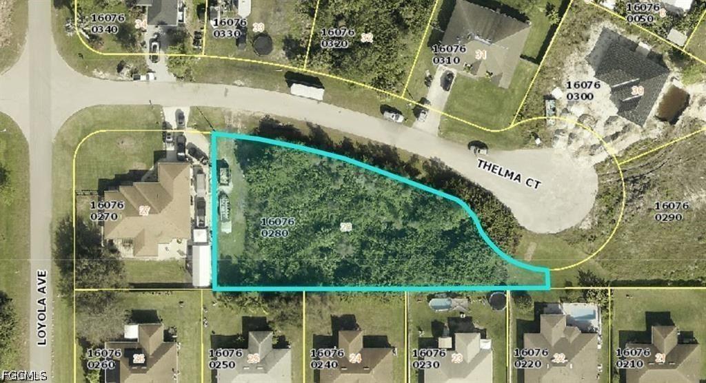 441 Thelma Ct., Lehigh Acres, FL 33972