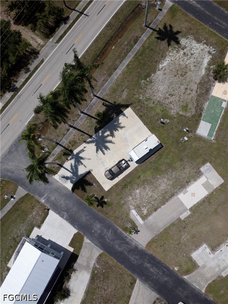 106 Maple Ln., Fort Myers, FL 33908