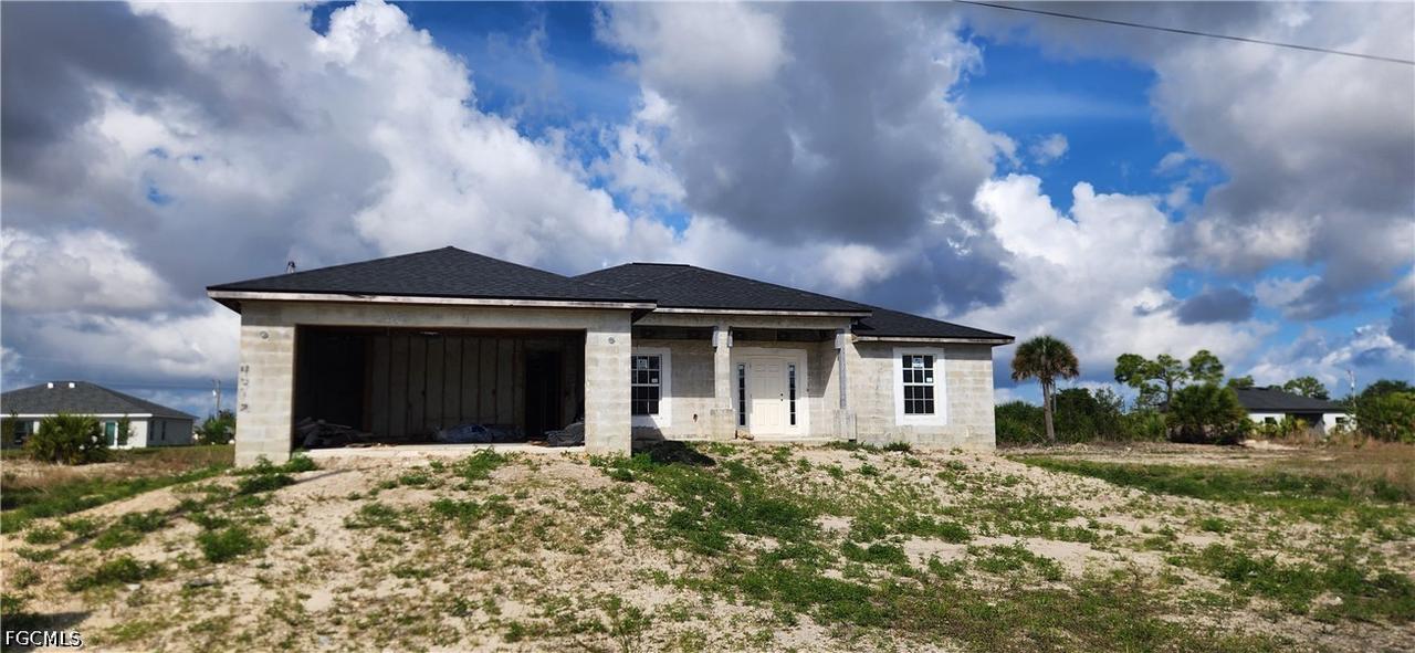 4312 Connection Ave., Cape Coral, FL 33909