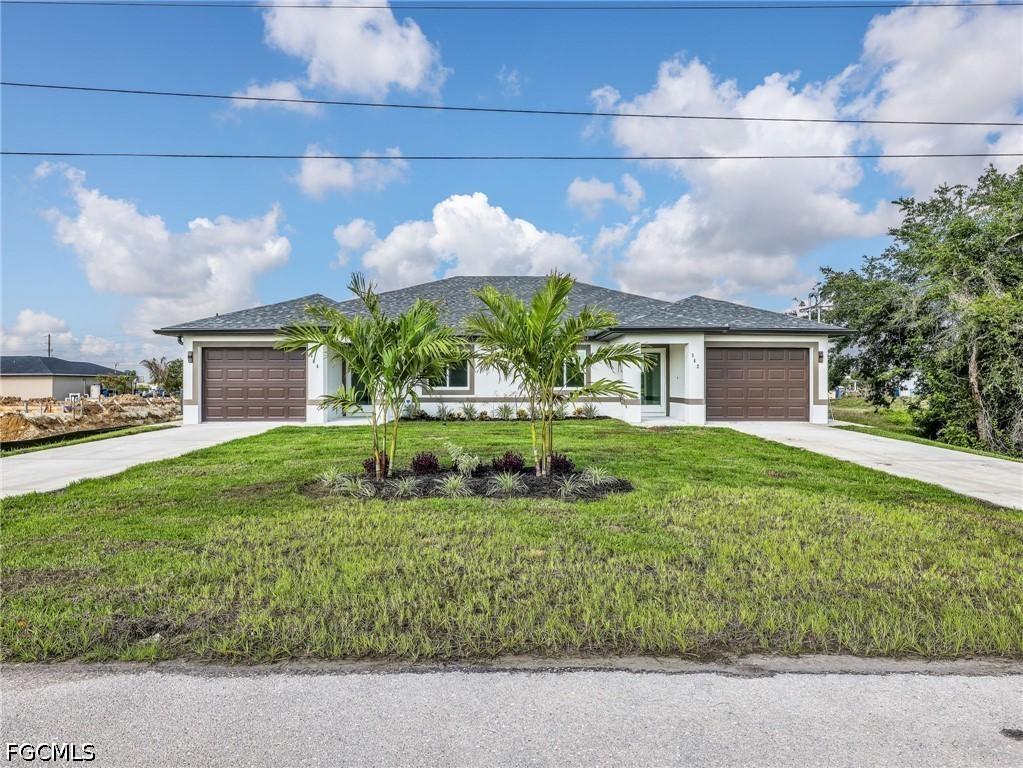 362/364 Petite Ave., Lehigh Acres, FL 33974
