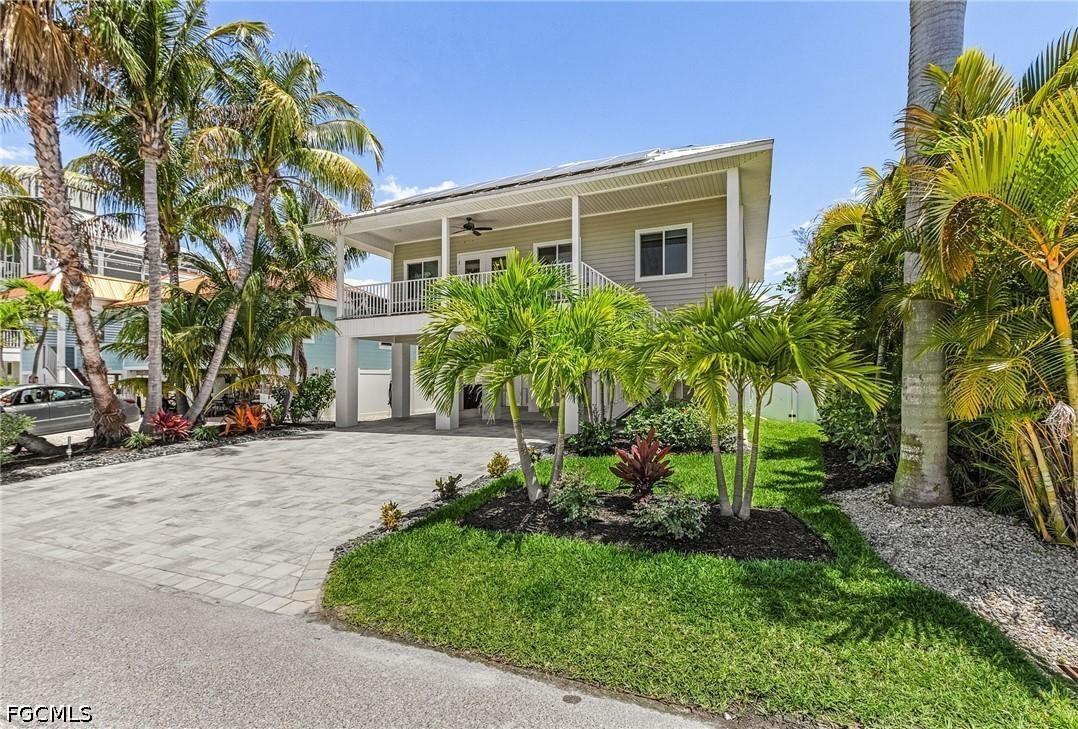 246 Delmar Ave., Fort Myers Beach, FL 33931