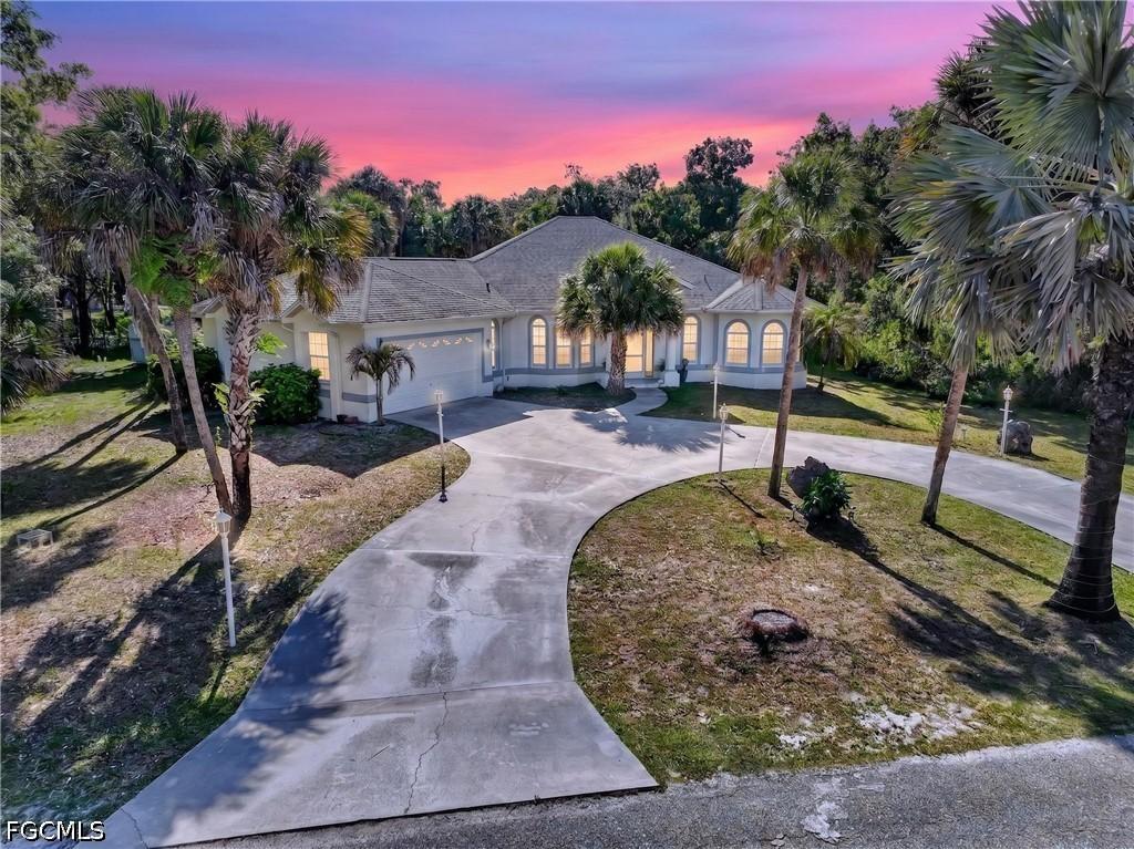 519 Prospect Ave., Lehigh Acres, FL 33972