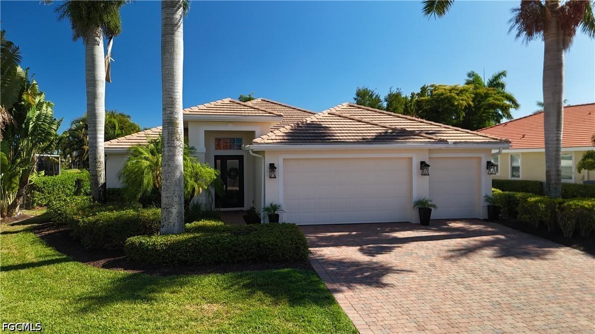 2612 Stonyhill Ct., Cape Coral, FL 33991