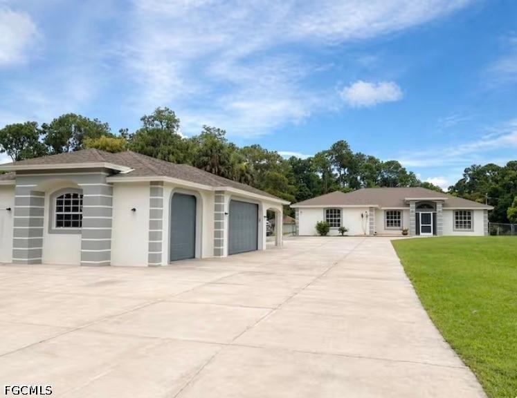 3440 15th Ave., Naples, FL 34117