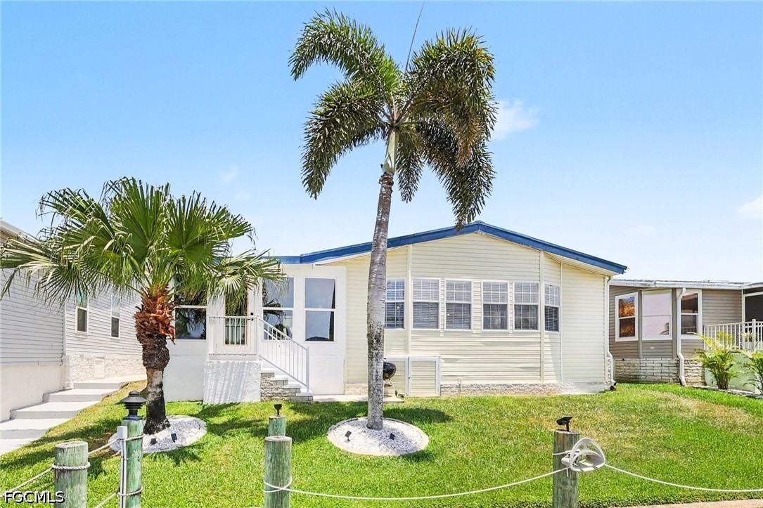17550 Canal Cove Ct., Fort Myers Beach, FL 33931