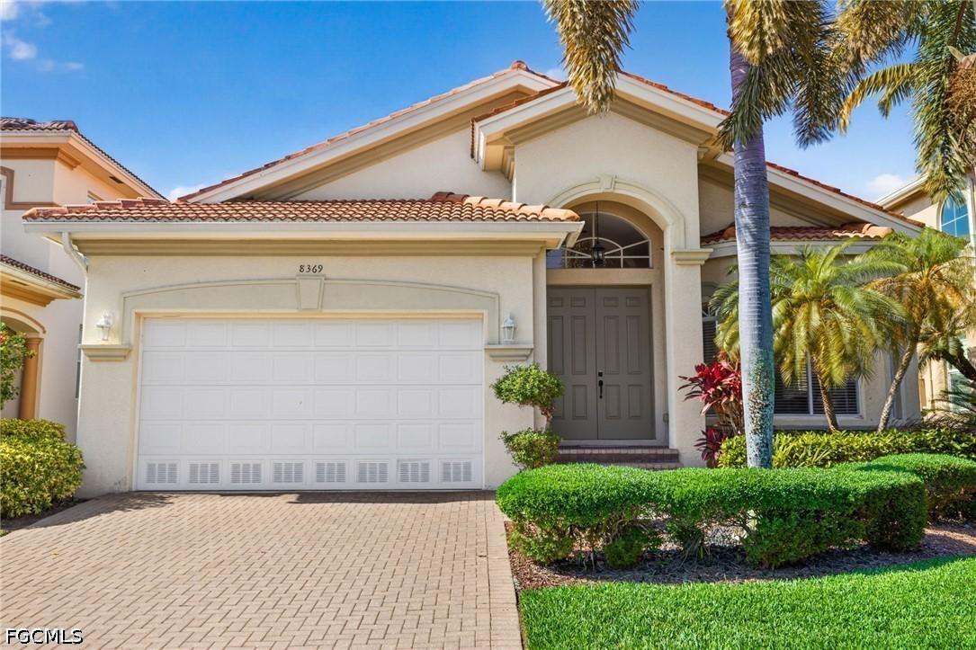 8369 Sumner Ave., Fort Myers, FL 33908