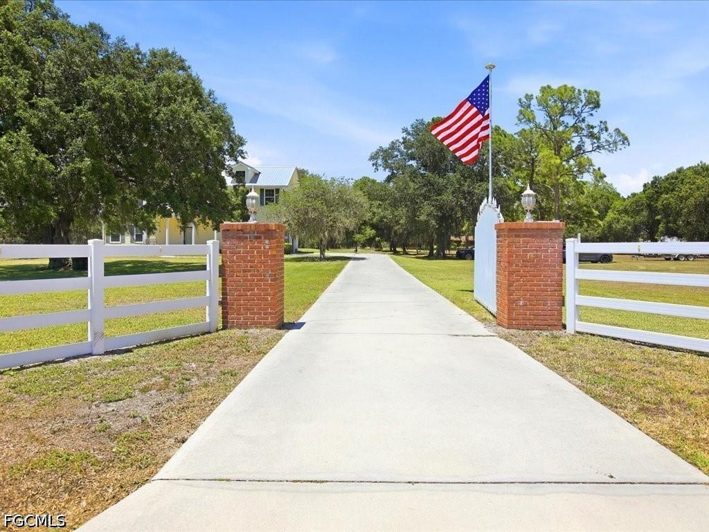 21651 Tuckahoe Rd., Alva, FL 33920